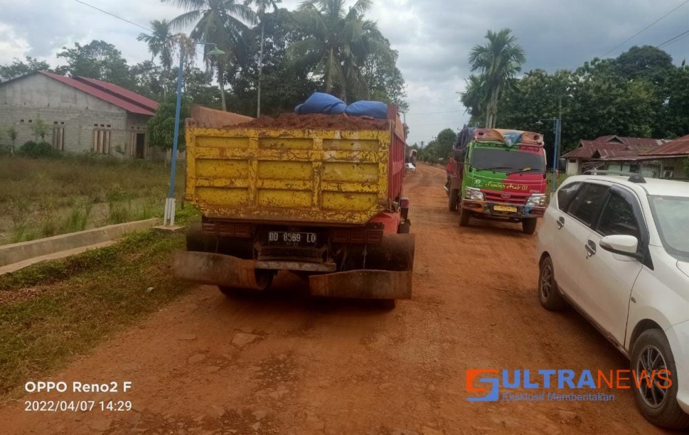 Infrastruktur Jalan Dua Kecamatan di Konawe Rusak Berat, Diduga Karena Aktivitas Proyek Rehabilitasi Bendung Wawotobi