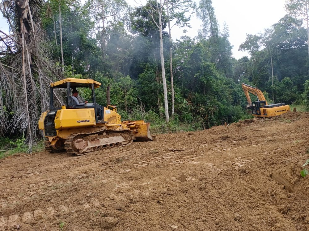 Kadin Konawe Gandeng UBP Group Luncurkan Program Peduli Perbaikan Infrastruktur